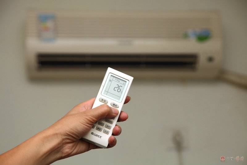 彻夜吹空调,小心得面瘫