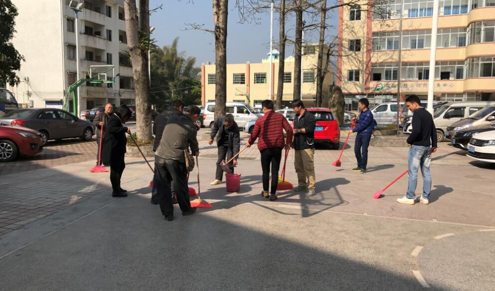 高岗区人口_高岗李连杰照片
