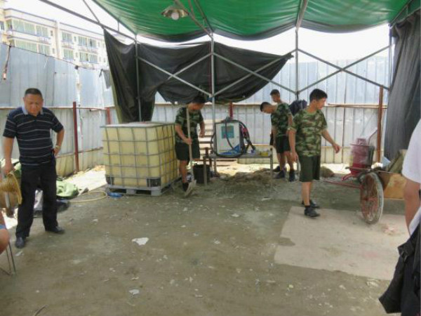 佛冈县政府门户网站--汤塘镇捣毁一私自售卖汽