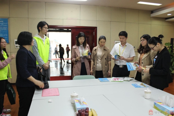 县人社局胡淑媛副局长现场解读就业创业及相关扶持政策