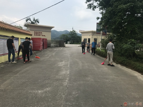 高岗区人口_高岗李连杰照片