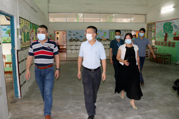 县委副书记、县长蔡旭东率队深入部分幼儿园、城南工业园调研返校、复产工作