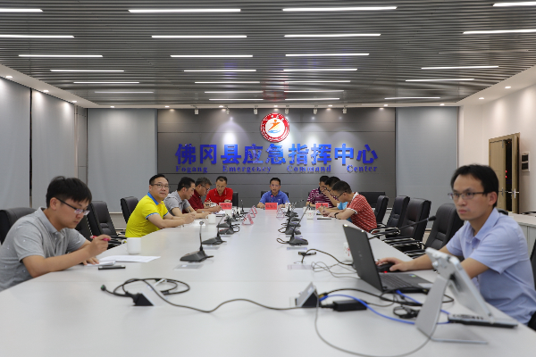 县委副书记、县长蔡旭东主持召开防汛救灾工作研讨例会