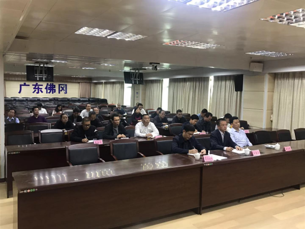 我县组织收看全省“四好农村路”建设工作电视电话会议