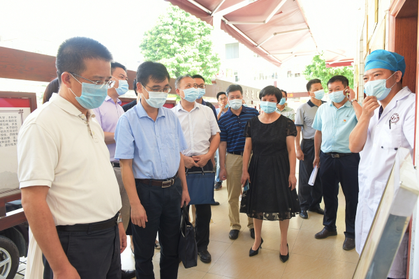 省中医药局到佛冈开展托管帮扶调研工作