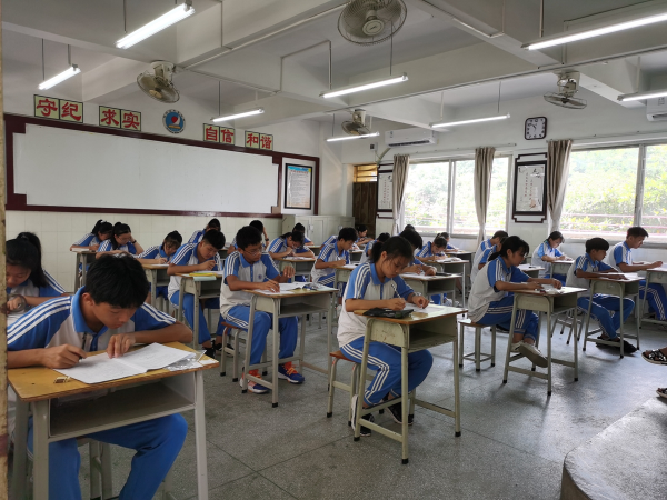 2020年中考开考，佛冈7512人参加考试