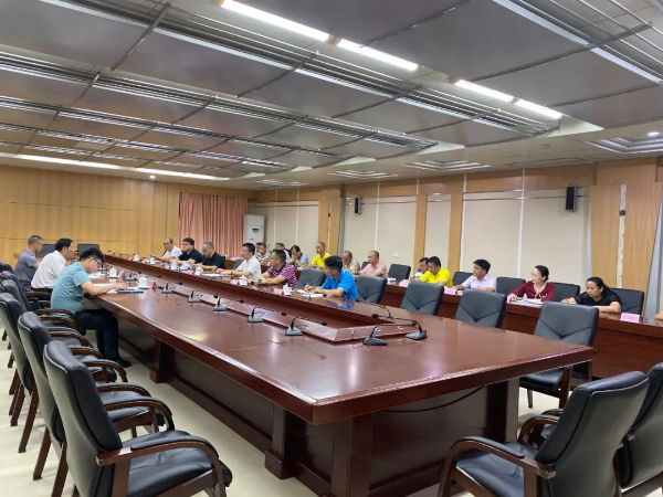 省涉农领导小组调研组佛冈指导调研涉农资金统筹整合工作开展情况