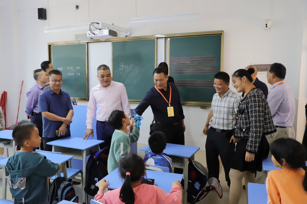 县人大开展学前教育和中小学学位供给工作“回头看”检查
