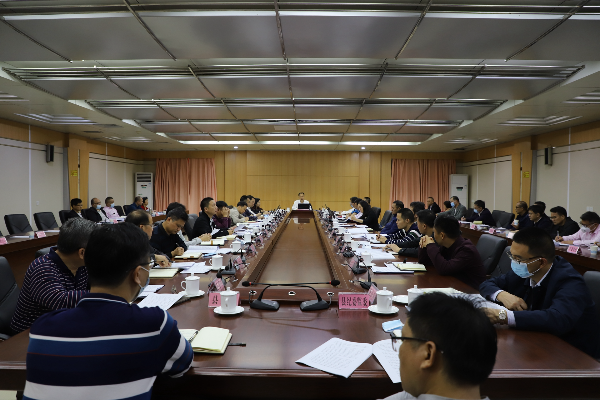 县委书记董和平主持召开县委十三届第125次常委会（扩大）会议