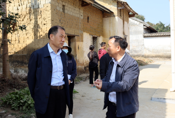 董和平到水头镇指导三清三拆工作