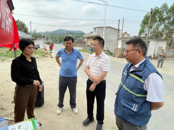 县委副书记、县长蔡旭东到佛冈各镇督导检查清明节期间森林防灭火工作