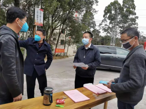 蔡旭东到高岗、迳头检查疫情防控工作