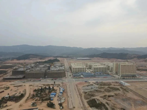 县委副书记,代县长江红平率队深入广佛(佛冈)产业园