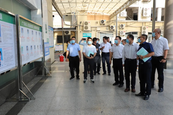 省人民医院调研组到佛冈调研全面深化省人医和县人医对口帮扶工作情况
