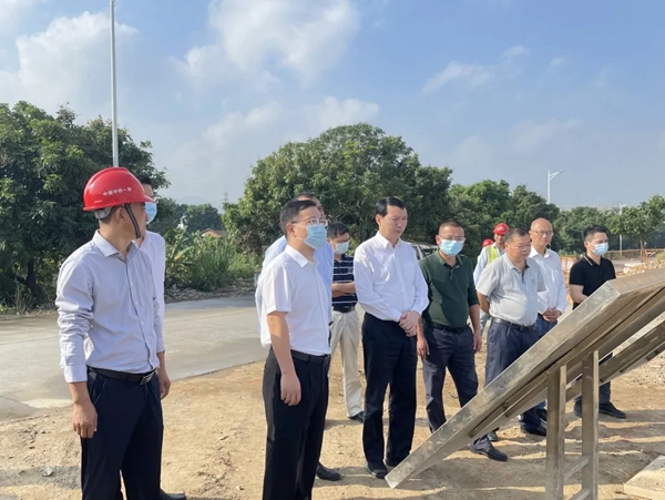 县委副书记、县长江红平率队调研督导省道252线征地拆迁工作