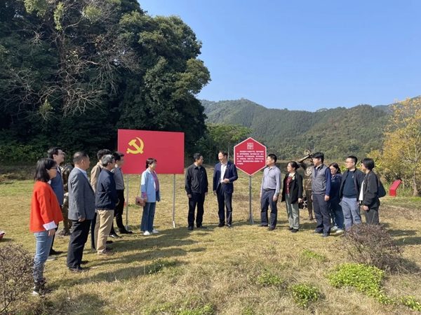 省自然资源厅到佛冈开展耕地保护政策宣传活动