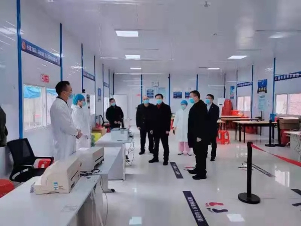 县委书记潘国标督导疫情防控工作