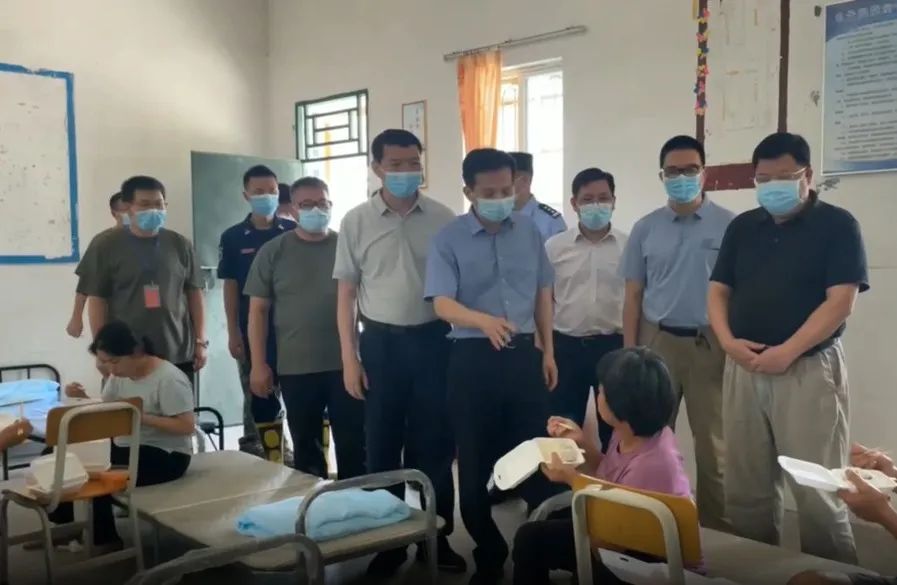 潘国标：全力以赴做好救灾复产工作，尽快恢复正常生产生活秩序