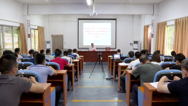 佛冈县2022年村（社区）党组织书记学习贯彻党的十九届六中全会精神暨新时代基层干部乡村振兴主题培训班开班