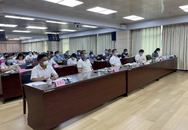 佛冈组织收听收看清远市深化“放管服”改革持续优化营商环境工作会议