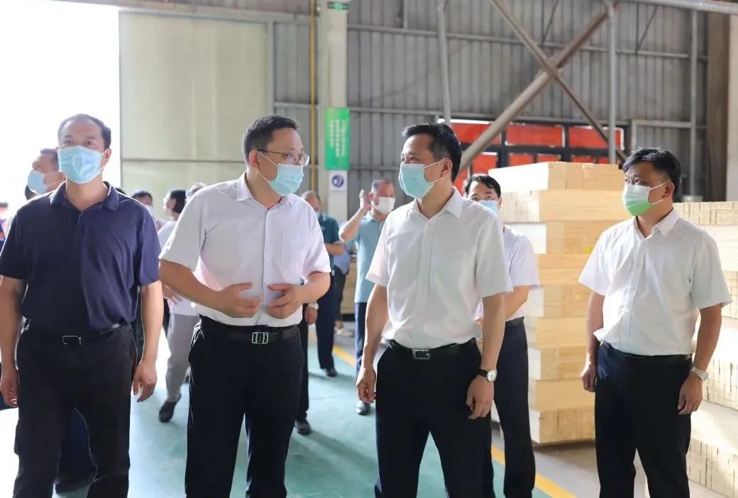 潘国标：紧盯疫情防控、安全生产不放松，全力防风险除隐患保安全