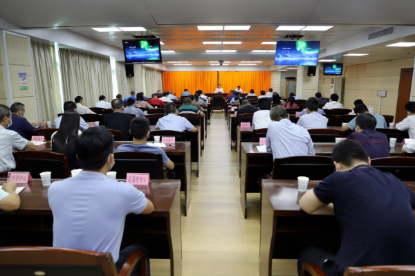 佛冈组织收听收看全省、全市疫情防控工作电视电话会议