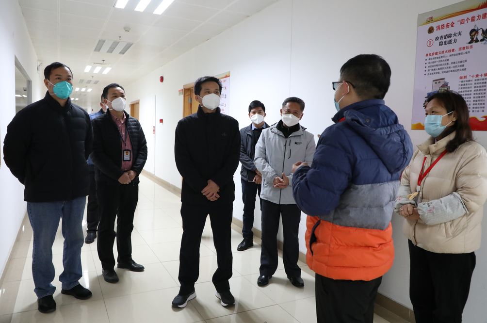 县委书记潘国标率队到汤塘镇检查安全生产、消防安全、城镇燃气、森林防灭火等工作情况