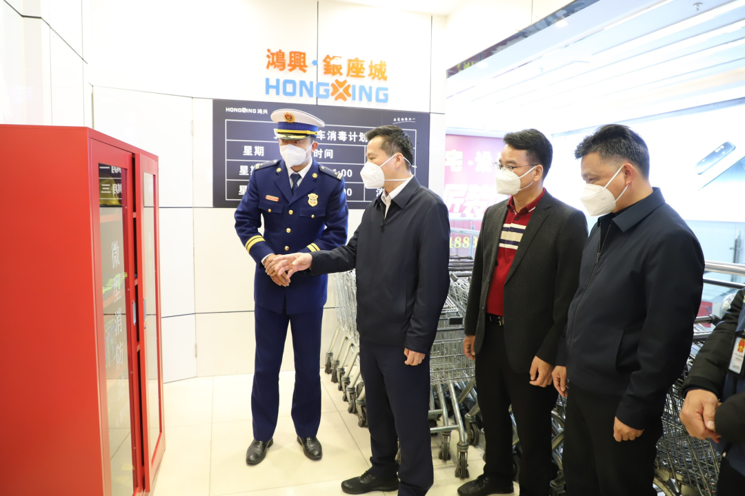 潘国标：扎实抓好安全生产各项工作，确保全县人民度过一个安乐祥和的新春佳节