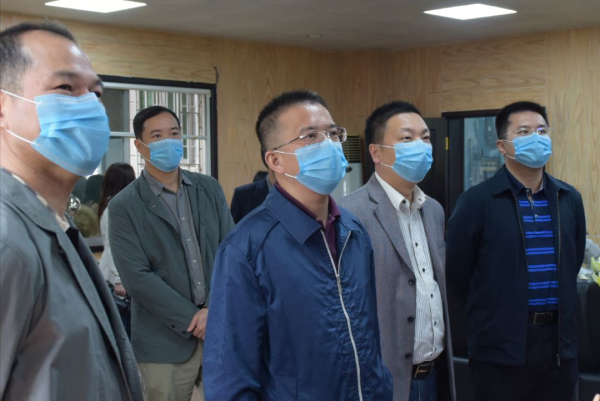 县委副书记、县长蔡旭东到石角镇检查企业疫情防控和复工复产工作