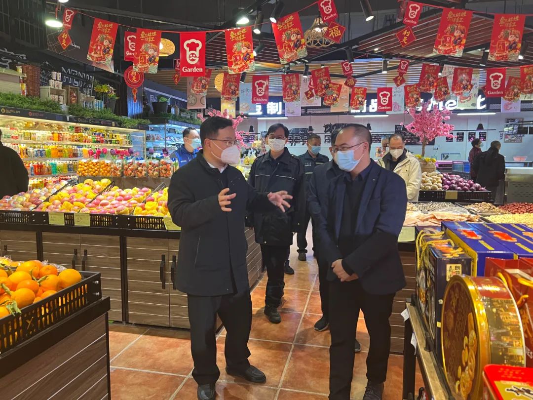 江红平：坚守安全红线，确保全县人民平安过节、暖心过节、祥和过节