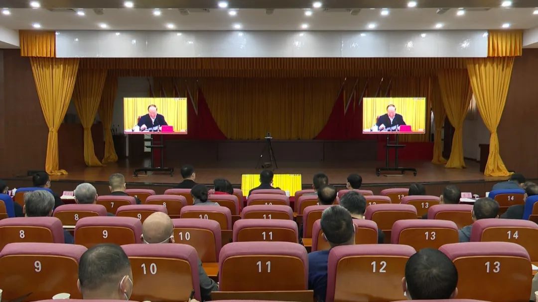 佛冈组织收听收看省委农村工作会议