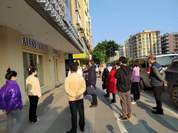 省医疗美容行业突出问题专项治理考核组到佛冈进行实地考核1.jpg