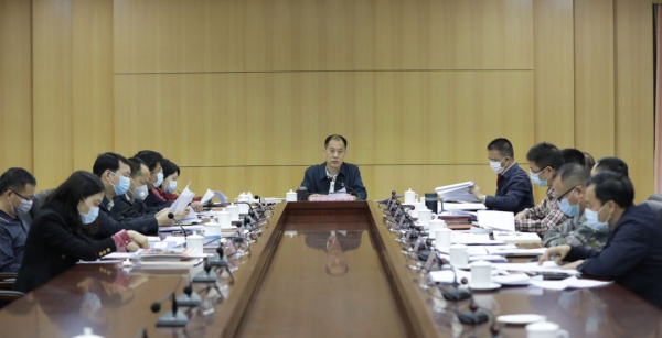 佛冈召开县委十三届第100次常委会