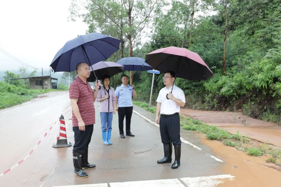 县委副书记、县长江红平率队督导检查安全生产隐患排查整治工作及汛期防灾减灾工作情况