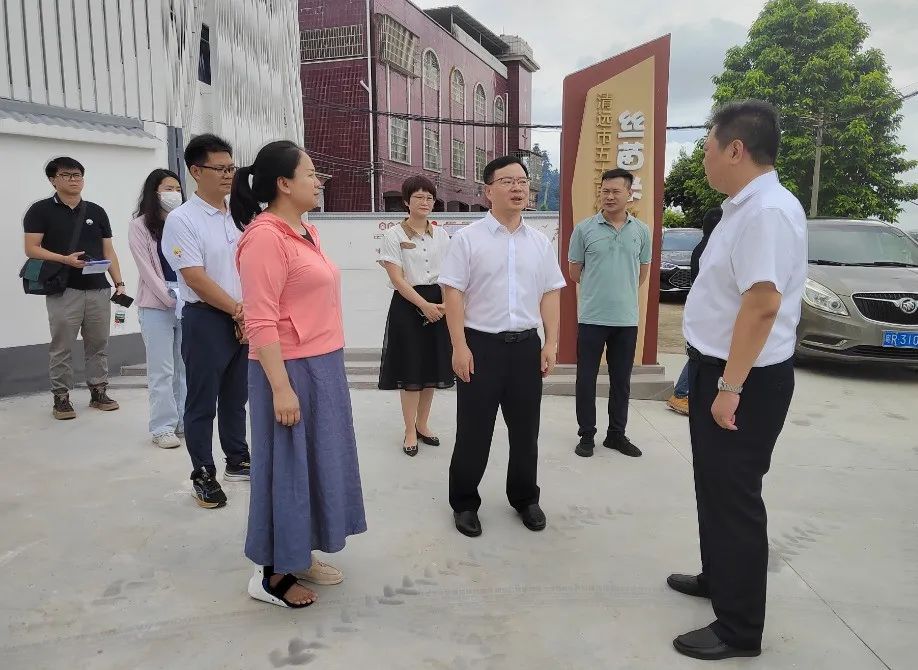 县委副书记、县长江红平率队到迳头镇调研数字农业项目及乡村振兴工作