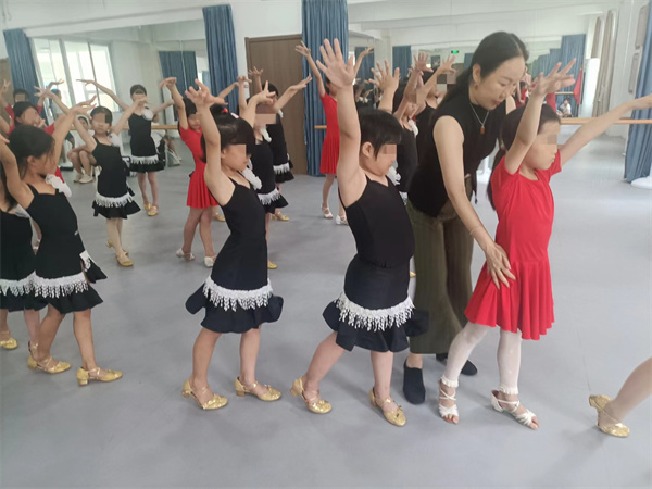 微信图片_20230815115536.jpg
