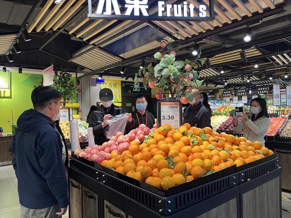 县市场监督管理局开展食品安全“你点我检、服务惠民生”活动1.jpg