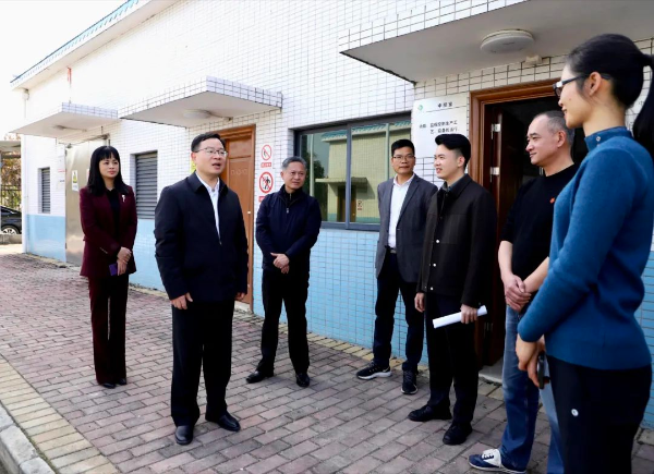 县委副书记、县长江红平率队前往迳头镇、汤塘镇督导检查省环保督察反馈问题整改工作
