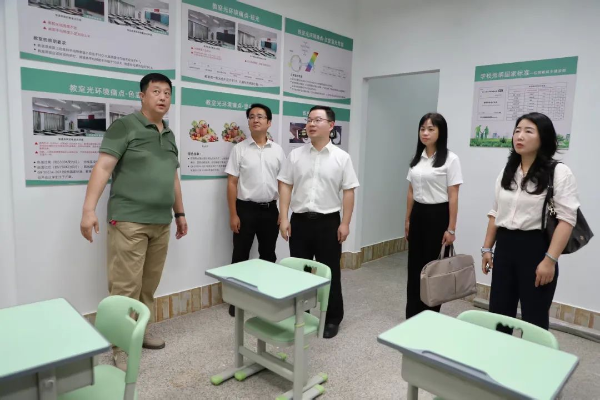 县委副书记、县长江红平率招商考察团赴广州市九佛电器有限公司开展精准招商