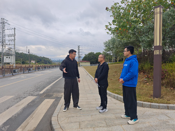 20251225深入一线督进度，协调解难促成效.wps_1